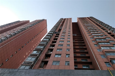 城北福泰城市花园2室2厅1卫92m2简单装修